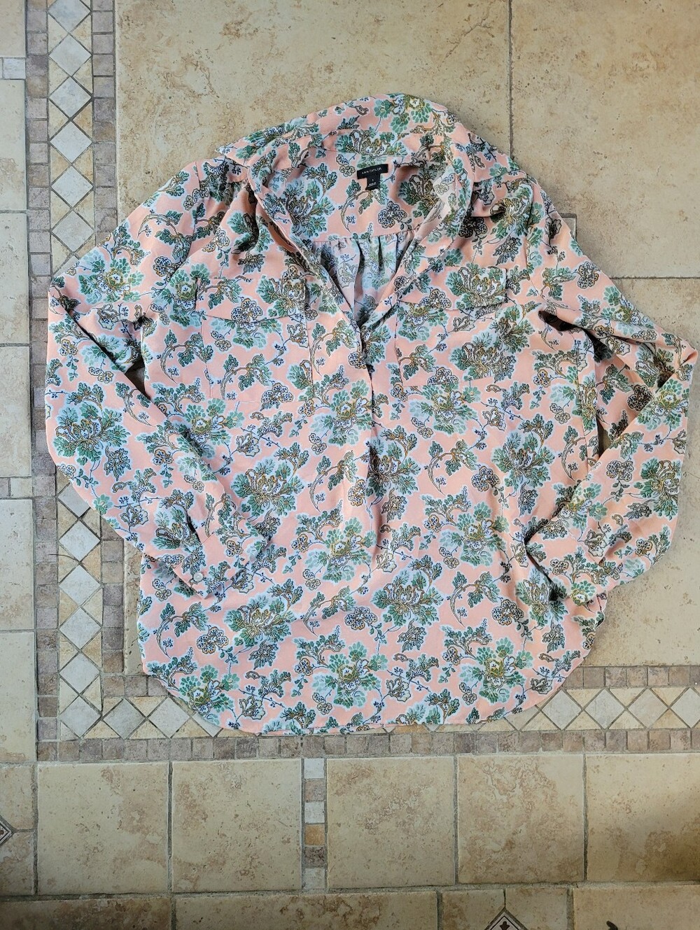Ann Taylor  Floral Pop Over Blouse